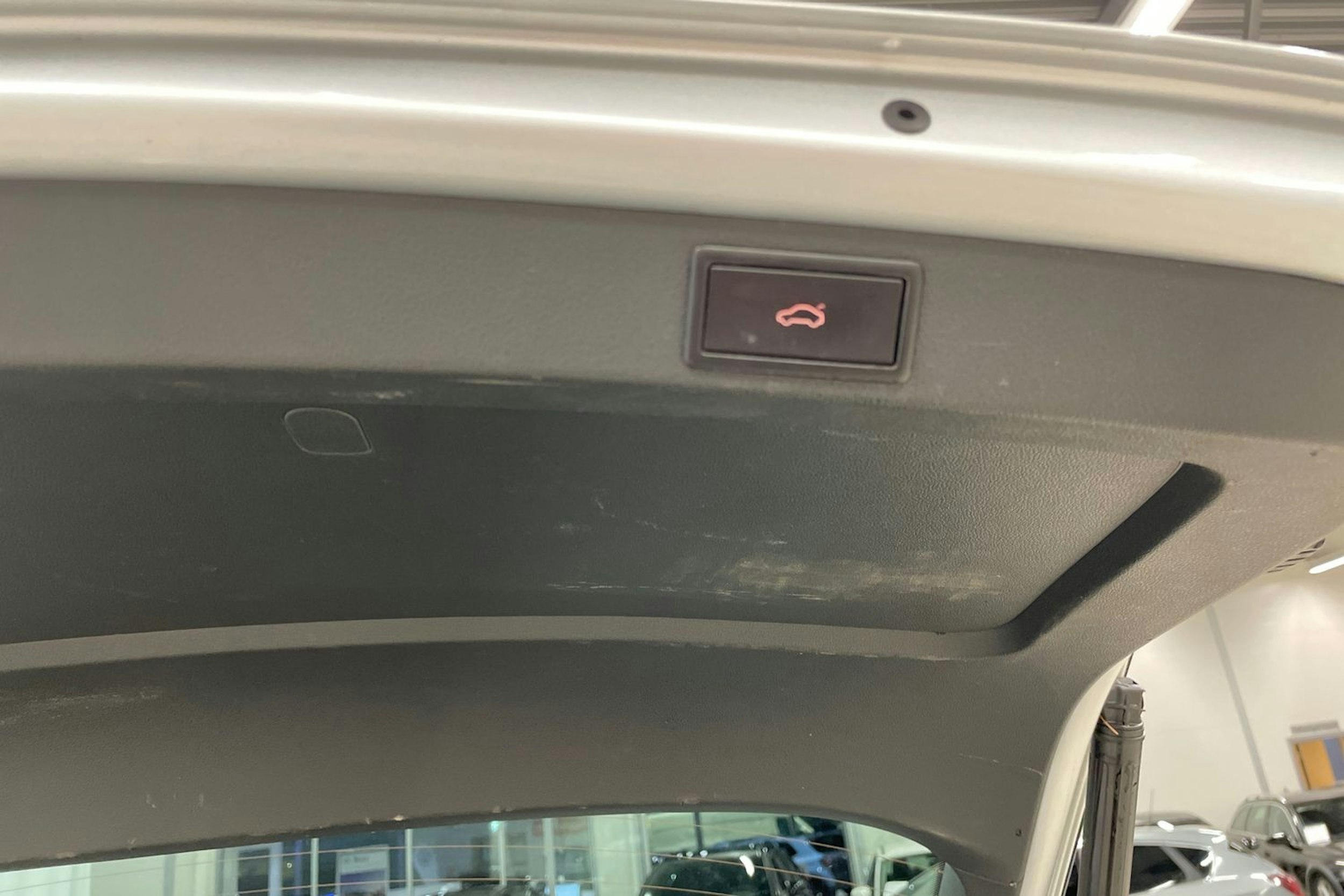 Harmaa Skoda OCTAVIA 2019 kuva 21.