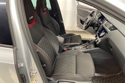 Harmaa Skoda OCTAVIA 2019 kuva 26.