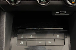 Harmaa Skoda OCTAVIA 2019 kuva 27.