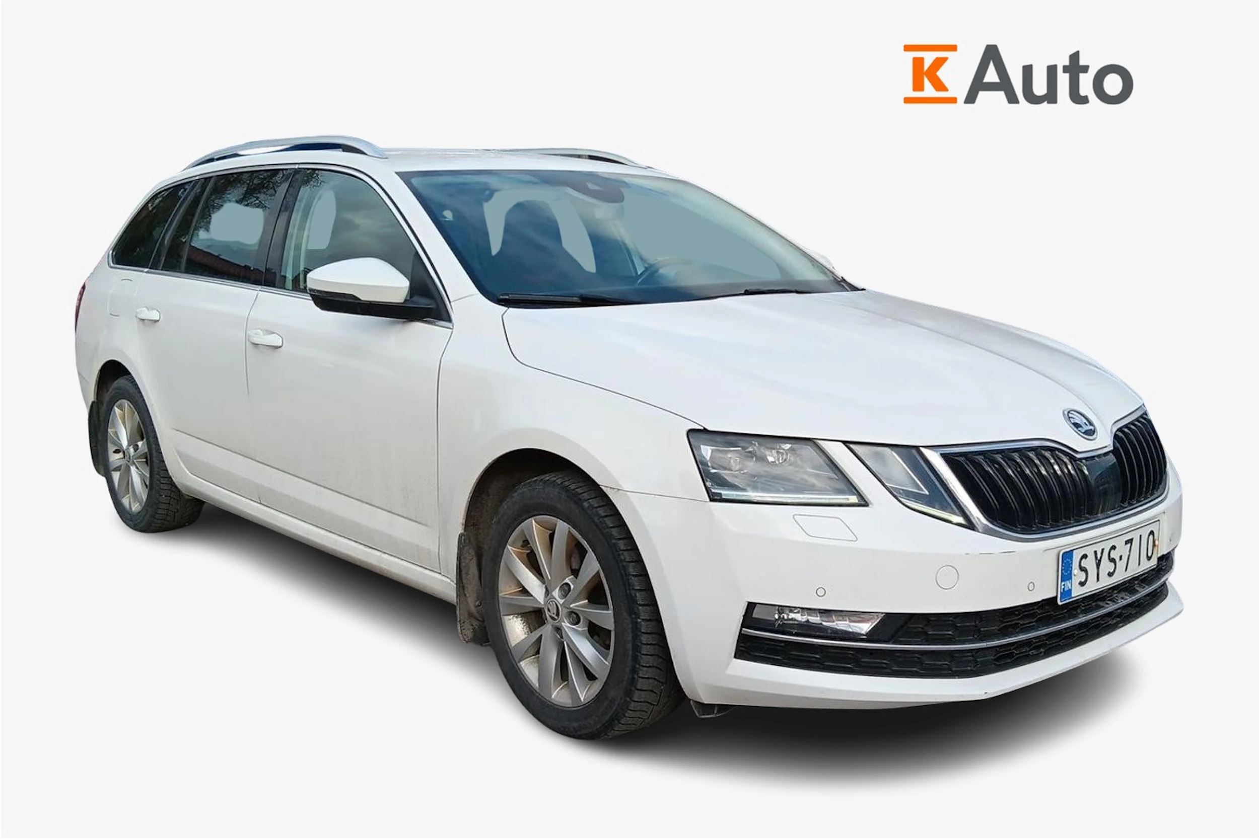 Valkoinen Skoda OCTAVIA 2019 kuva 1.
