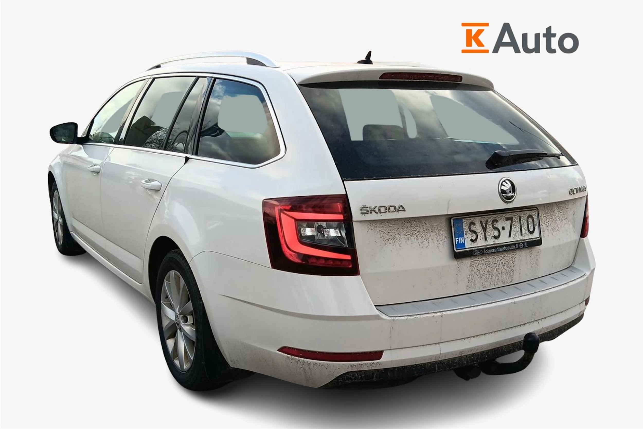 Valkoinen Skoda OCTAVIA 2019 kuva 2.