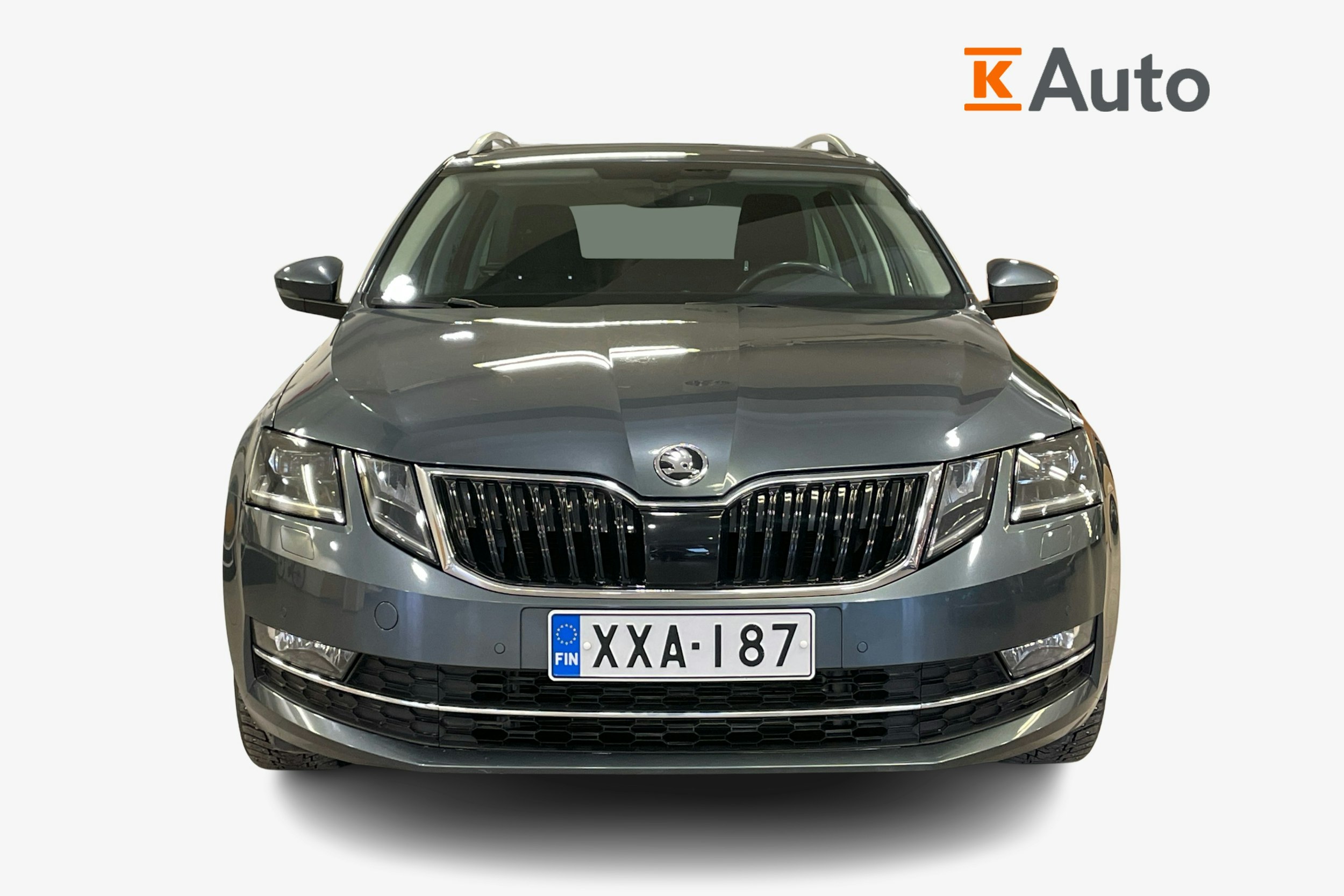 harmaa Skoda Octavia 2019 kuva 4.