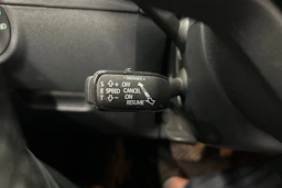 valkoinen Skoda Octavia 2019 kuva 22.