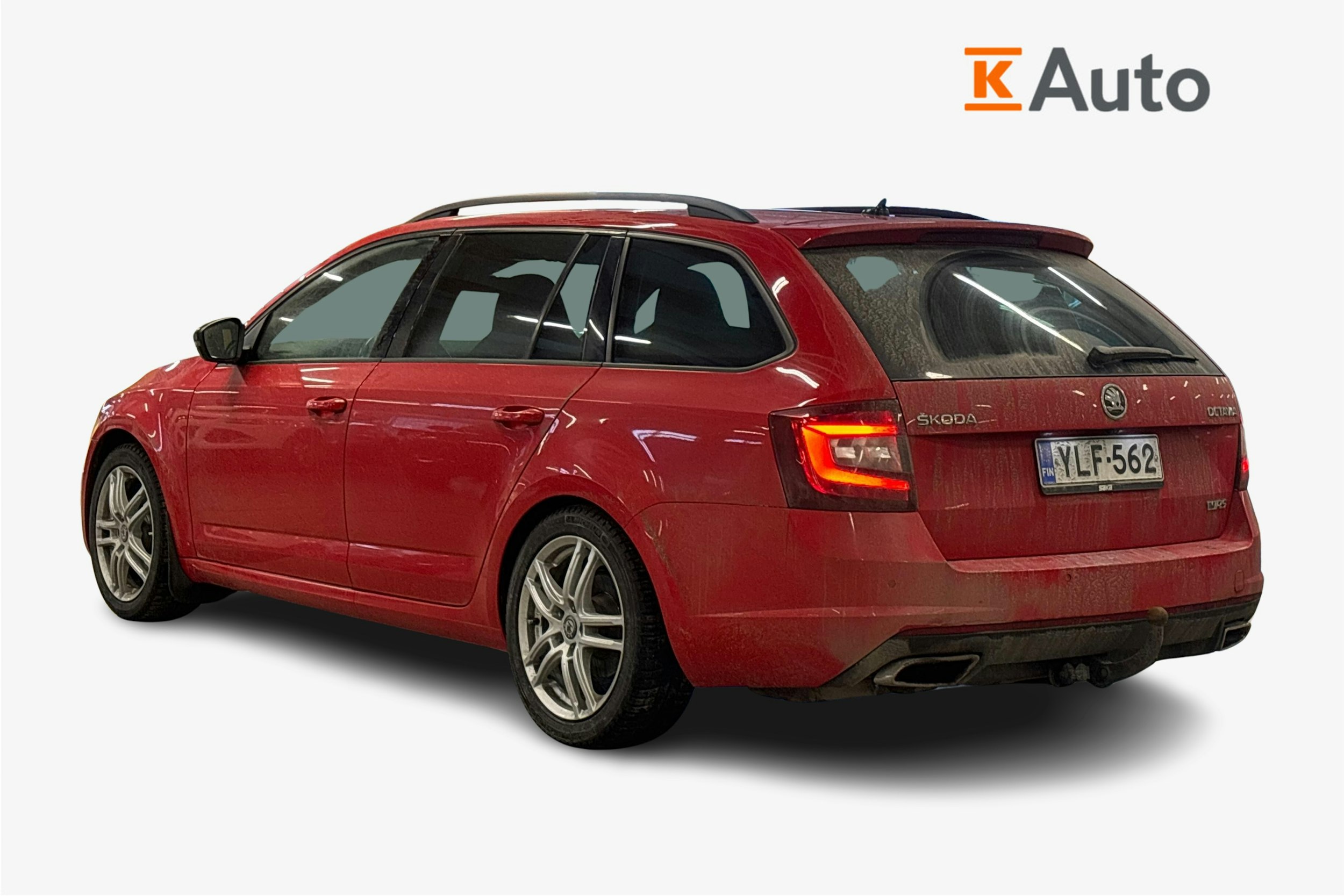 punainen Skoda Octavia 2019 kuva 2.