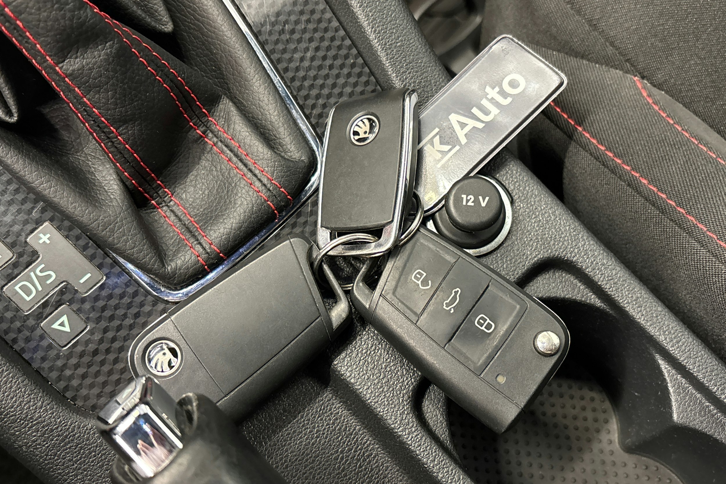 punainen Skoda Octavia 2019 kuva 31.