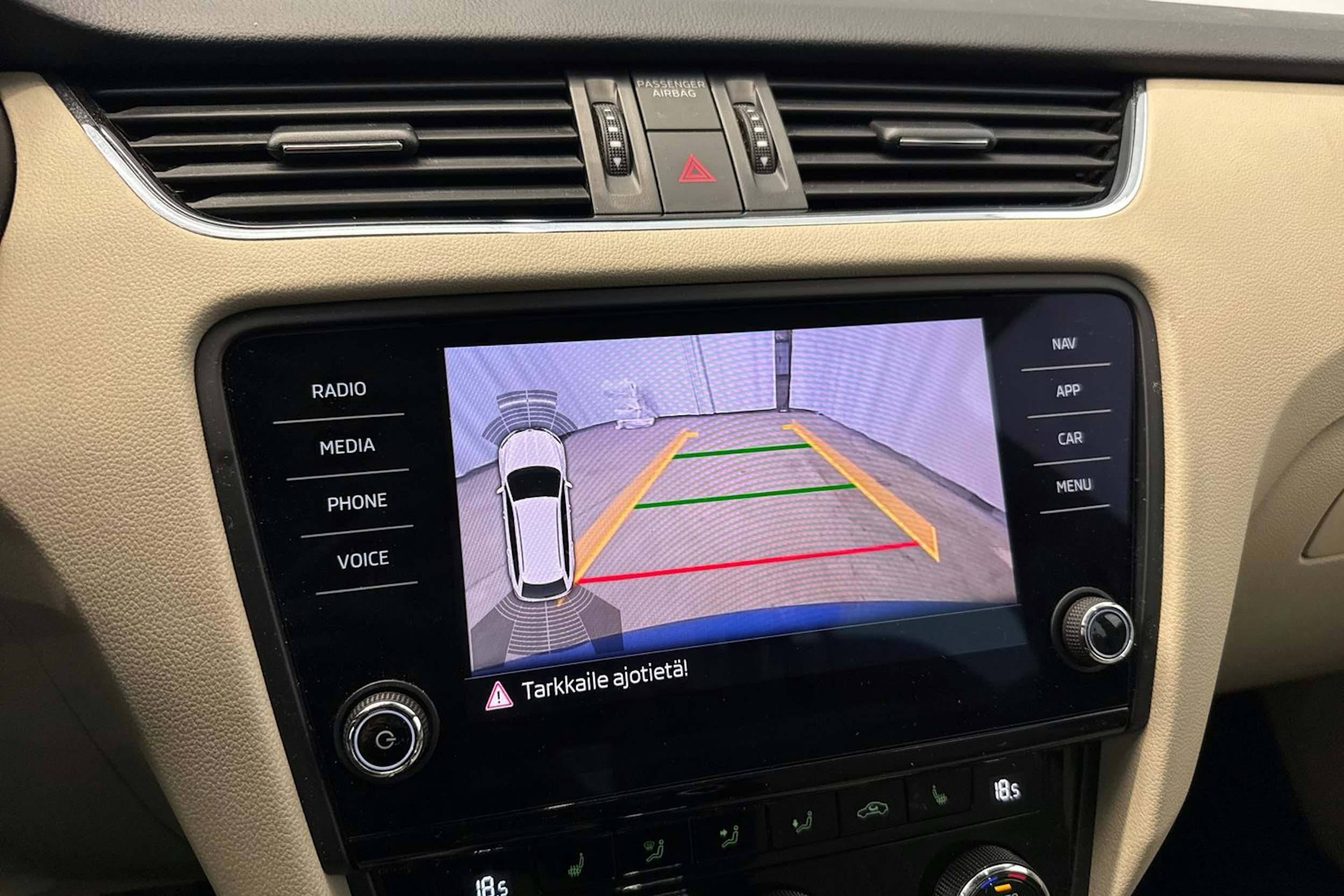 sininen Skoda Octavia 2020 kuva 33.