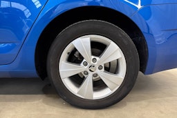 sininen Skoda Octavia 2020 kuva 36.