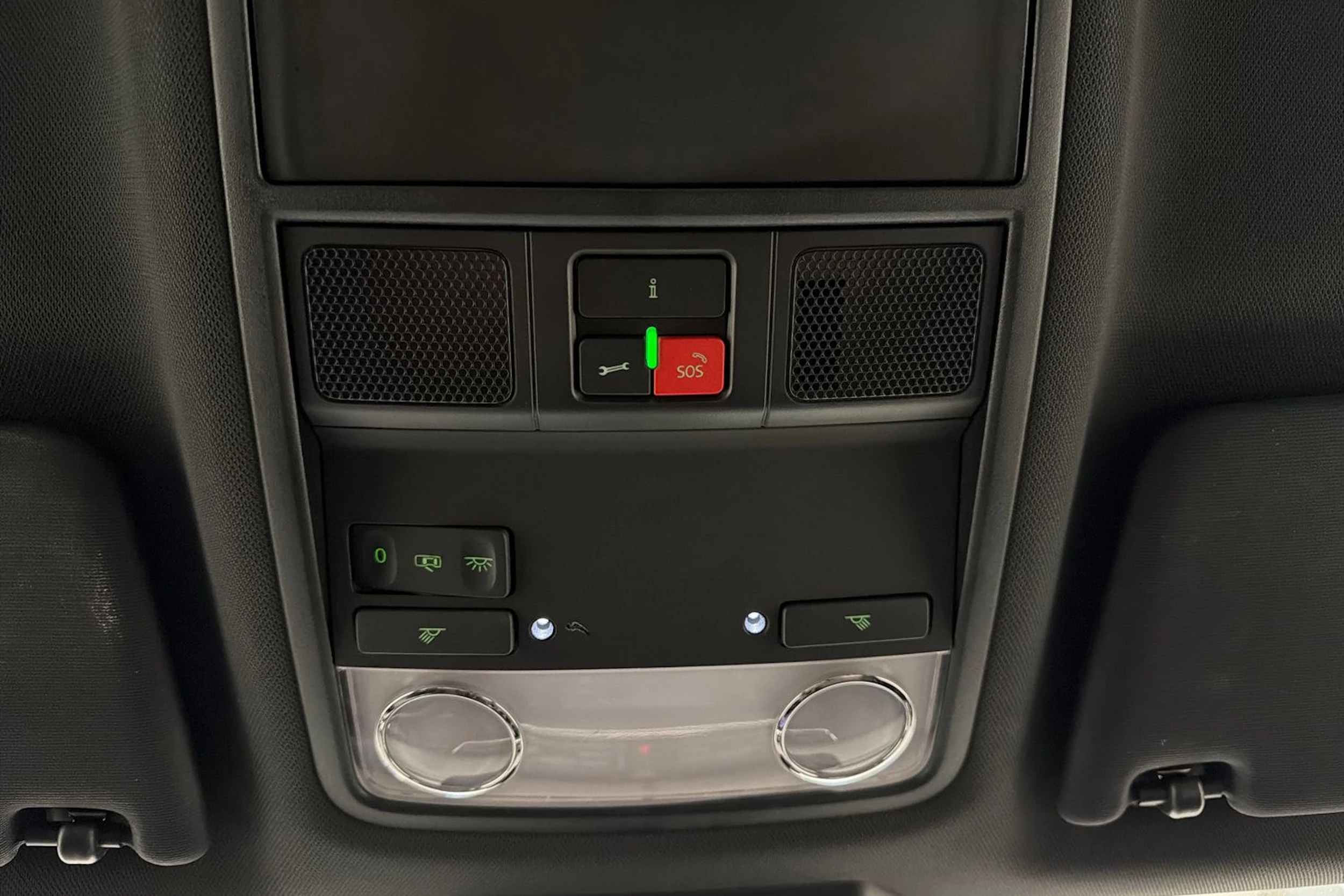 valkoinen Skoda Octavia 2020 kuva 33.