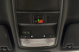 valkoinen Skoda Octavia 2020 kuva 33.
