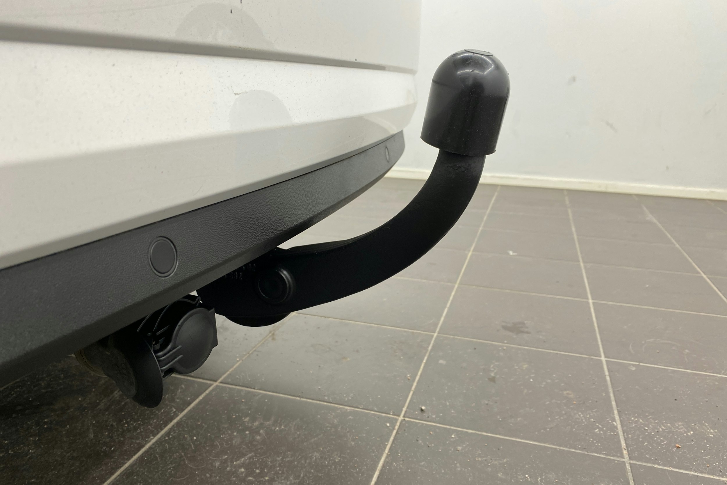 valkoinen Skoda Octavia 2020 kuva 19.