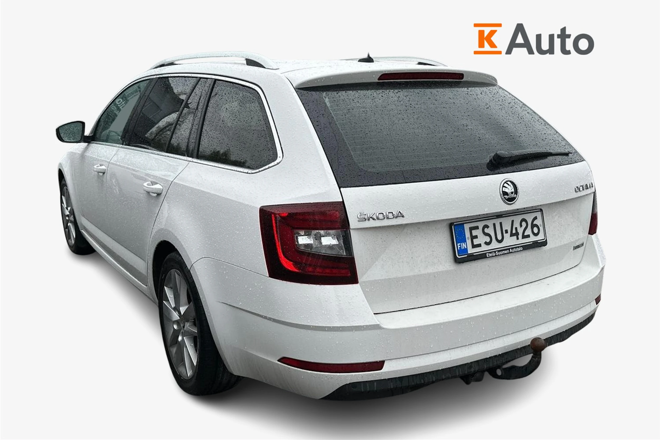 valkoinen Skoda Octavia 2020 kuva 2.