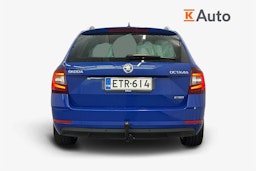 sininen Skoda Octavia 2020 kuva 3.