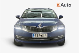sininen Skoda Octavia 2020 kuva 5.