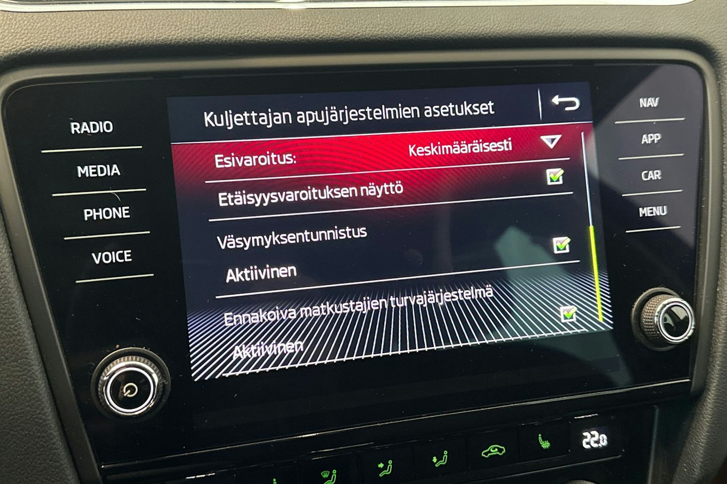 sininen Skoda Octavia 2020 kuva 26.