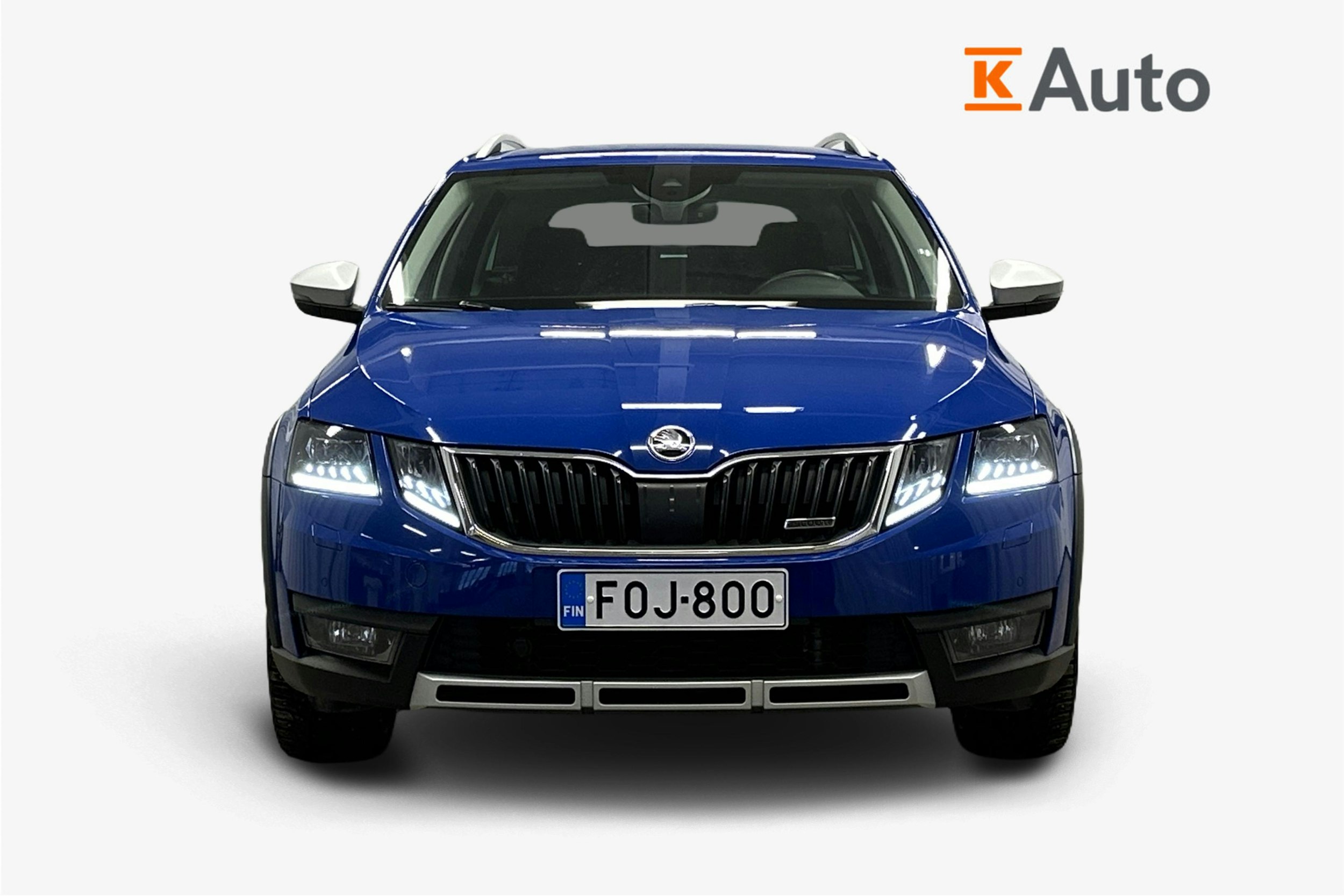 sininen Skoda Octavia 2020 kuva 5.