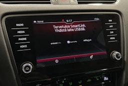 sininen Skoda Octavia 2020 kuva 23.