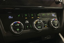 sininen Skoda Octavia 2020 kuva 31.