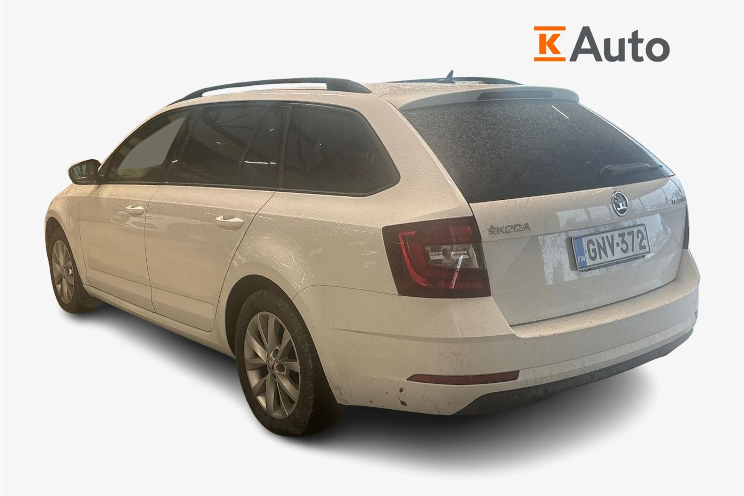 valkoinen Skoda Octavia 2020 kuva 2.