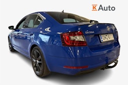 sininen Skoda Octavia 2020 kuva 2.