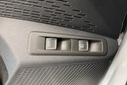 Valkoinen Skoda OCTAVIA 2020 kuva 23.