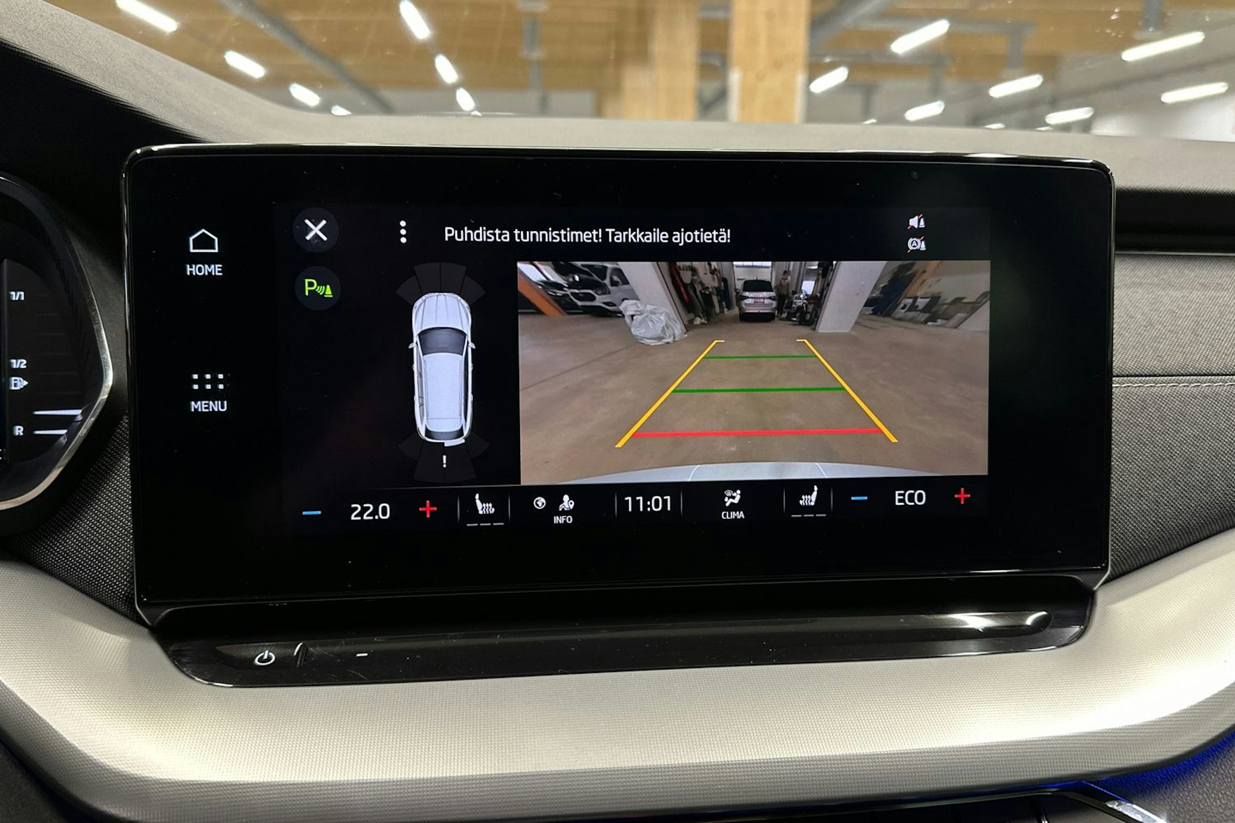 harmaa Skoda Octavia 2020 kuva 22.