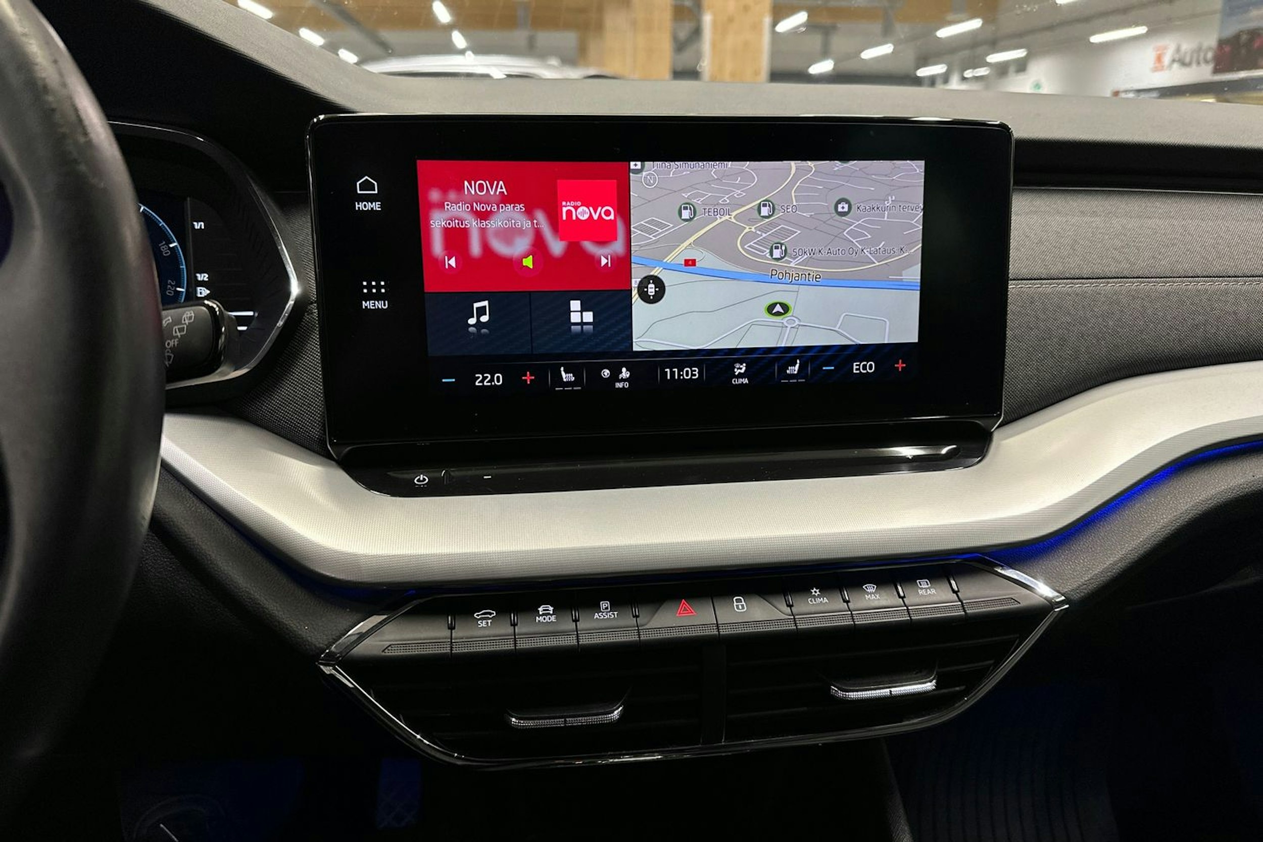 harmaa Skoda Octavia 2020 kuva 26.