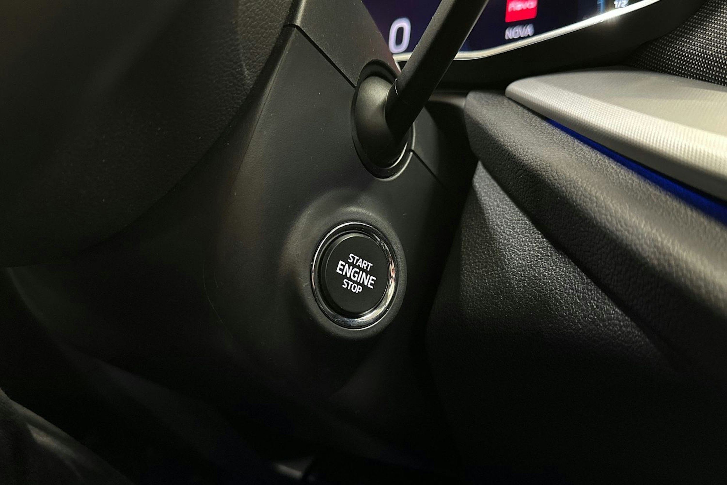 harmaa Skoda Octavia 2020 kuva 33.