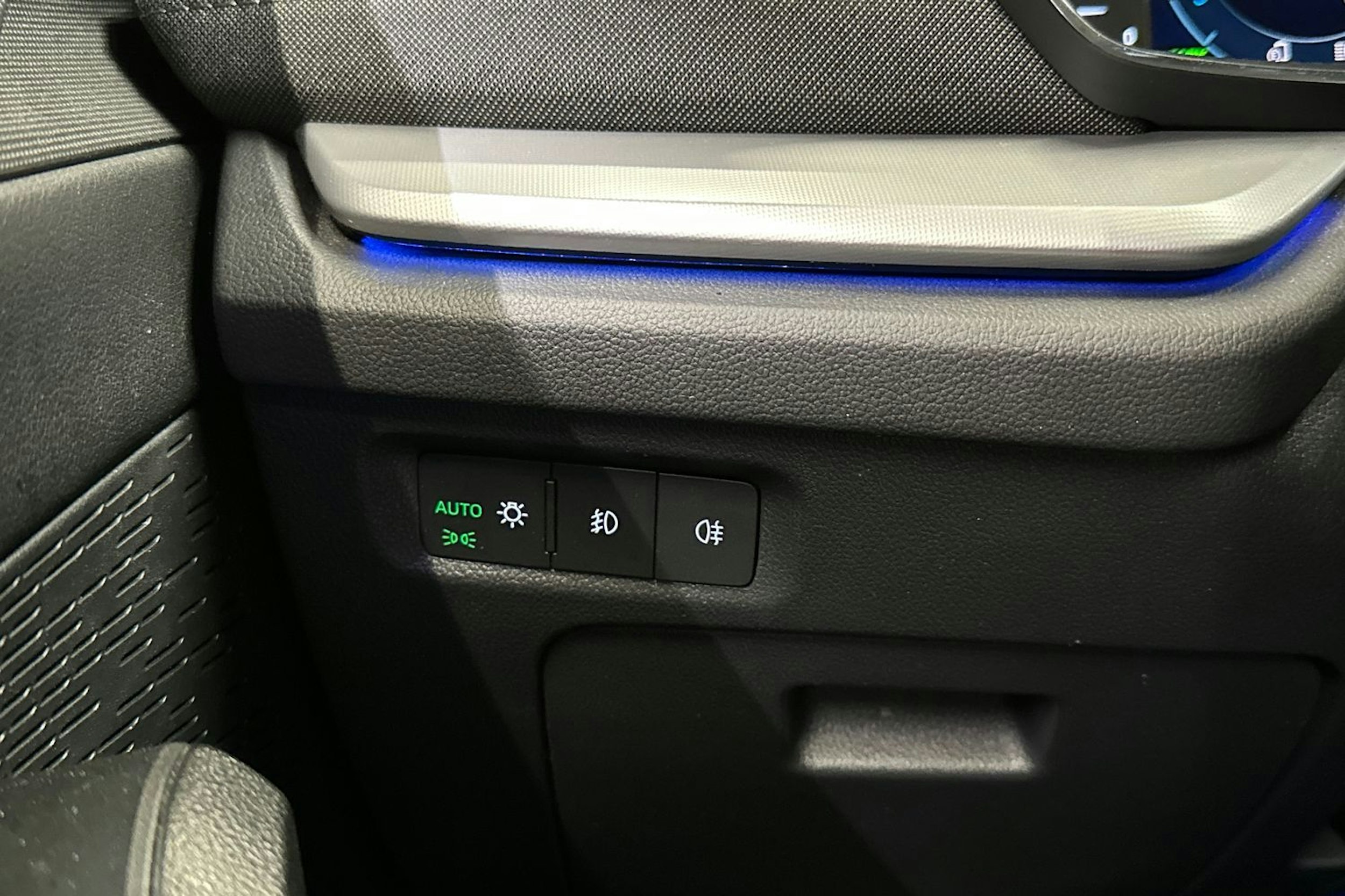 harmaa Skoda Octavia 2020 kuva 34.