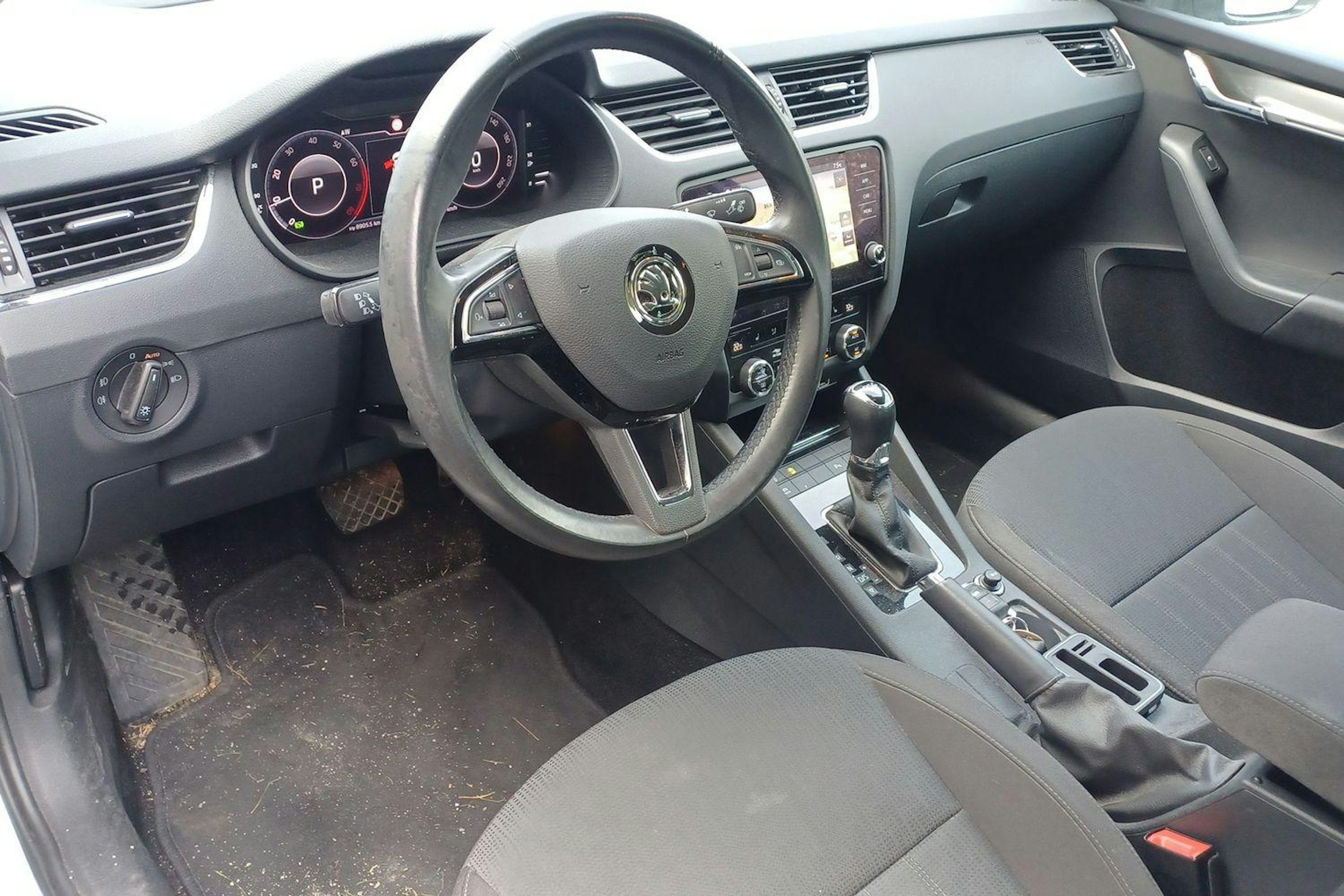 met. harmaa Skoda Octavia 2020 kuva 3.