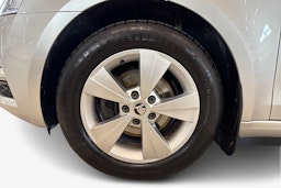 met. harmaa Skoda Octavia 2020 kuva 11.