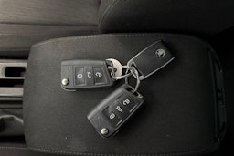 met. harmaa Skoda Octavia 2020 kuva 25.
