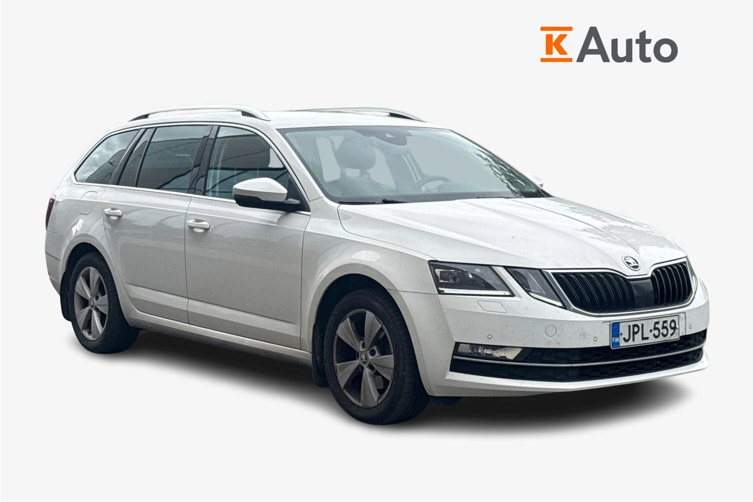 valkoinen Skoda Octavia 2020 kuva 1.