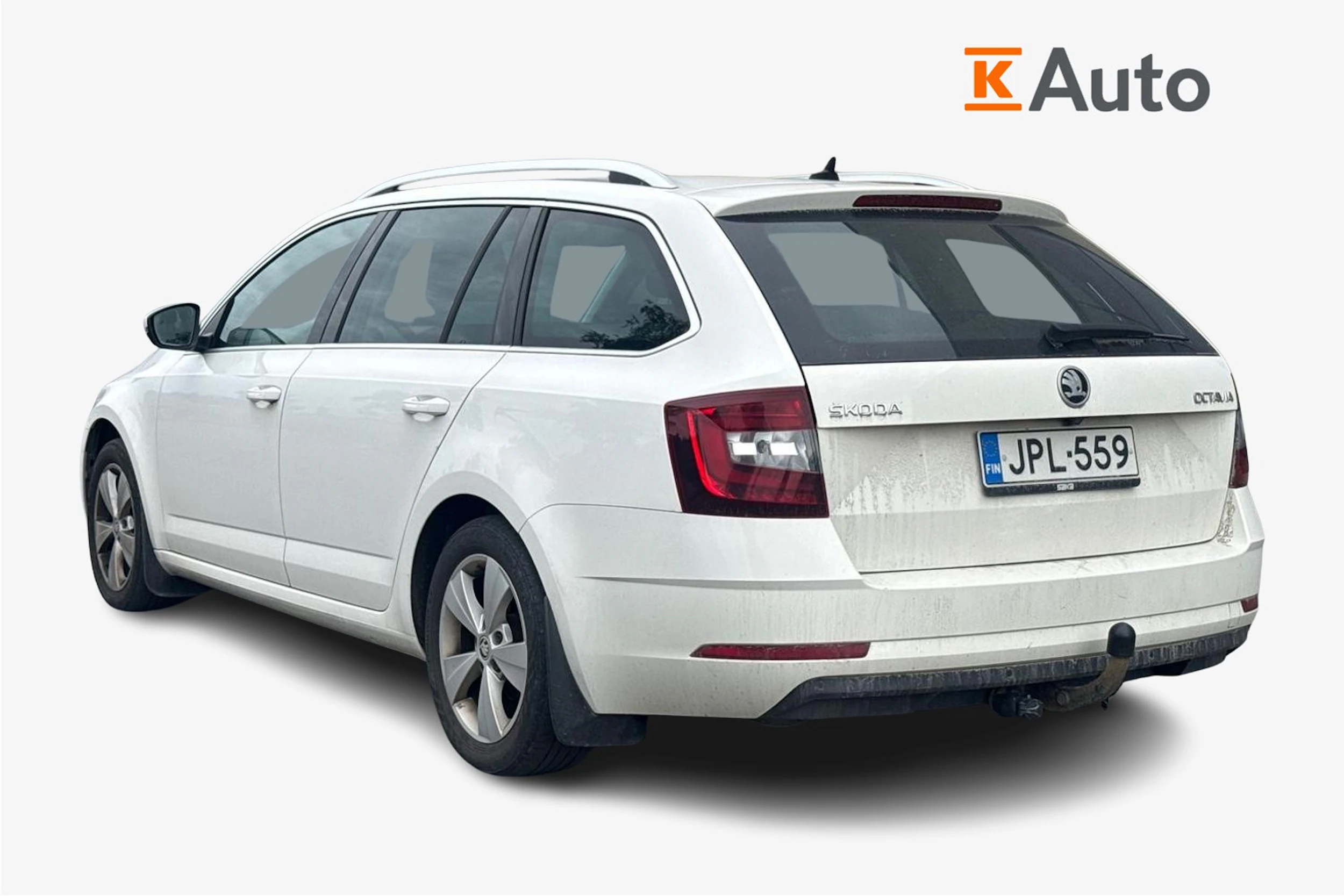 valkoinen Skoda Octavia 2020 kuva 2.