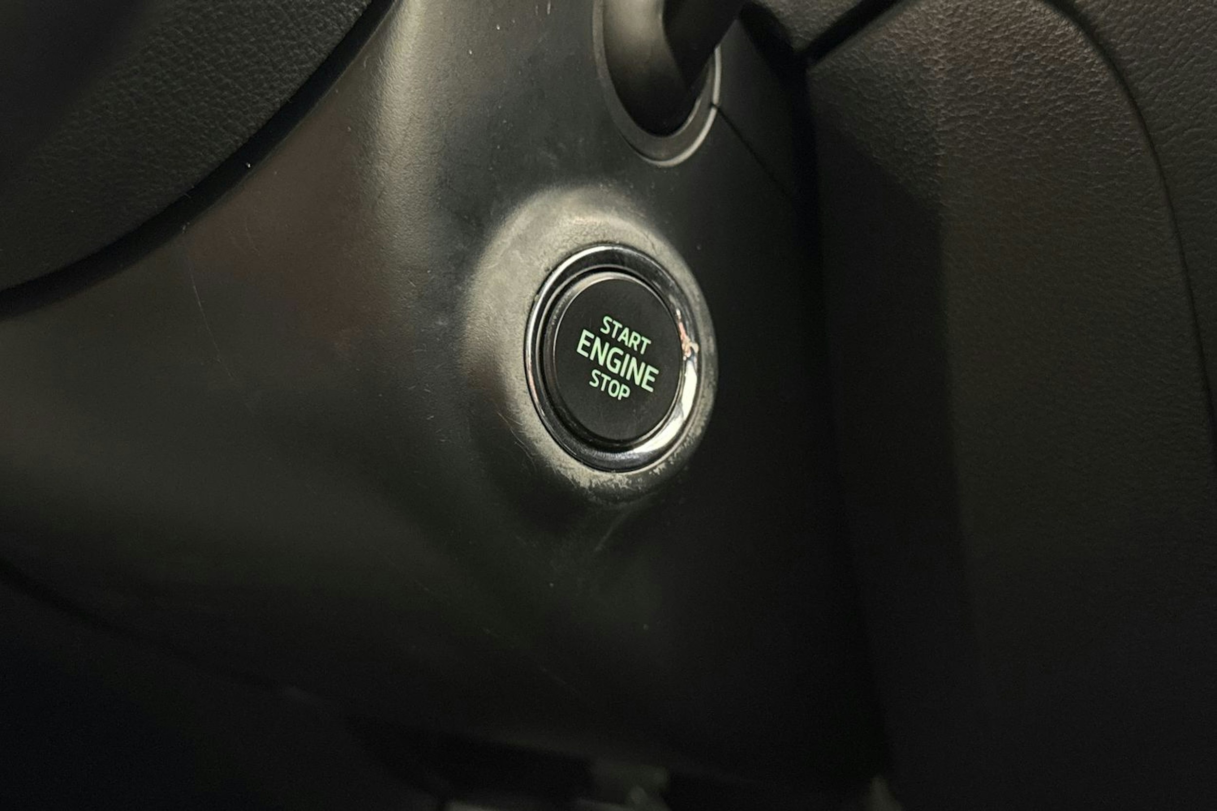 valkoinen Skoda Octavia 2020 kuva 26.