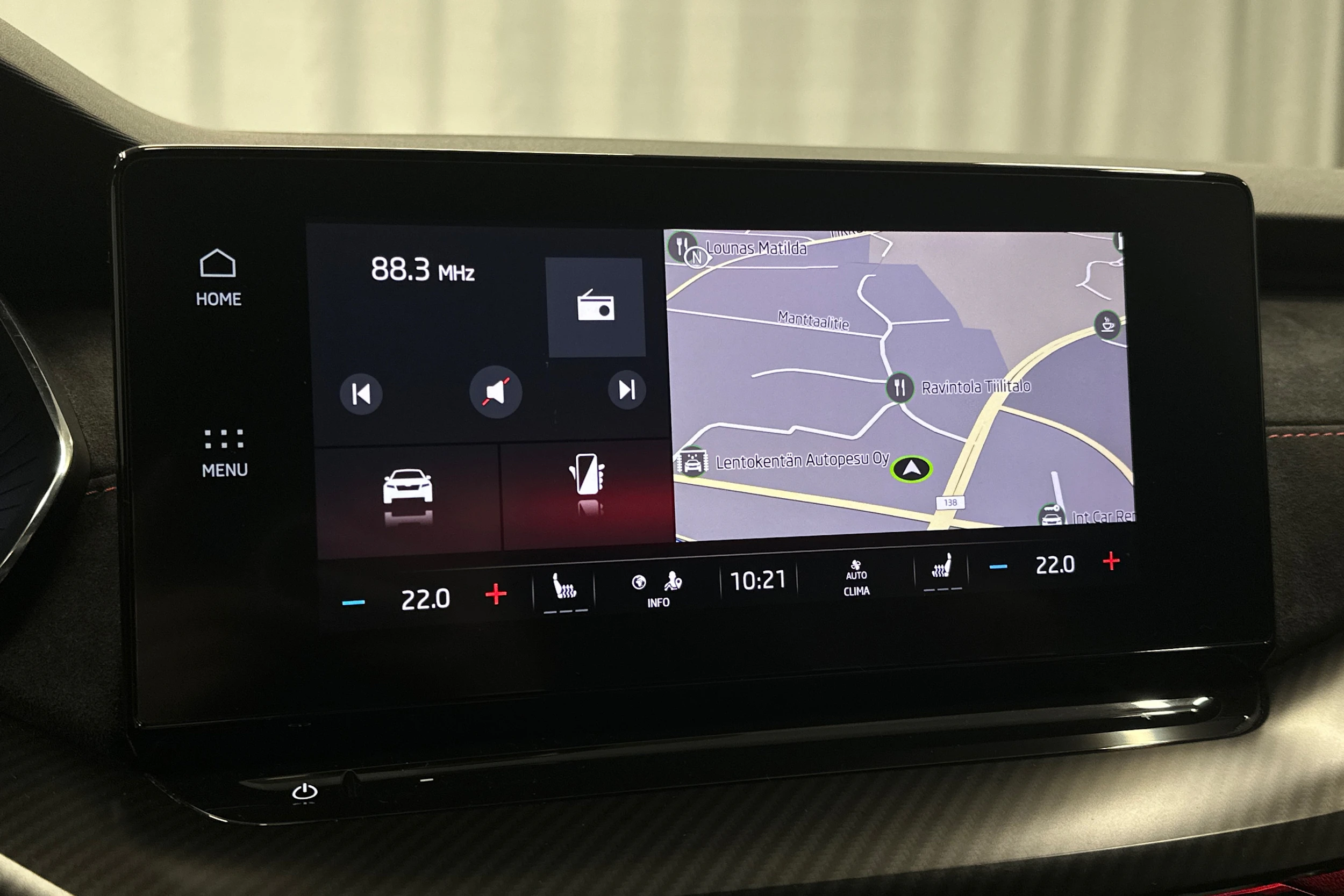 harmaa Skoda Octavia 2020 kuva 16.