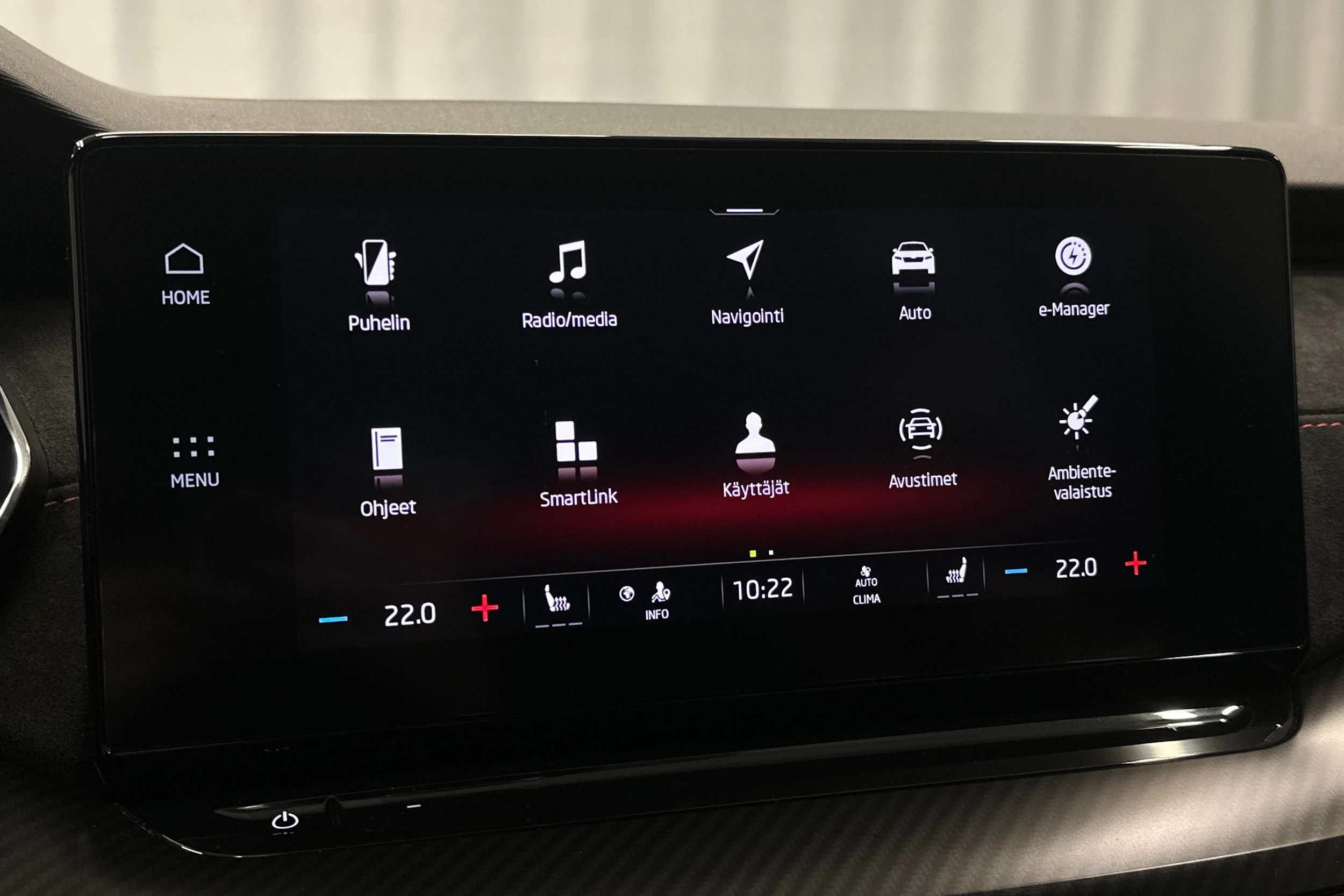 harmaa Skoda Octavia 2020 kuva 17.