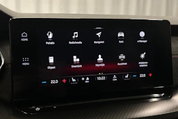 harmaa Skoda Octavia 2020 kuva 17.