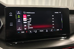 harmaa Skoda Octavia 2020 kuva 20.