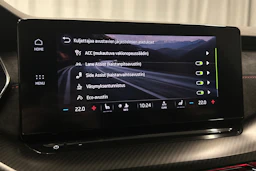 harmaa Skoda Octavia 2020 kuva 26.