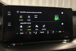 harmaa Skoda Octavia 2020 kuva 29.