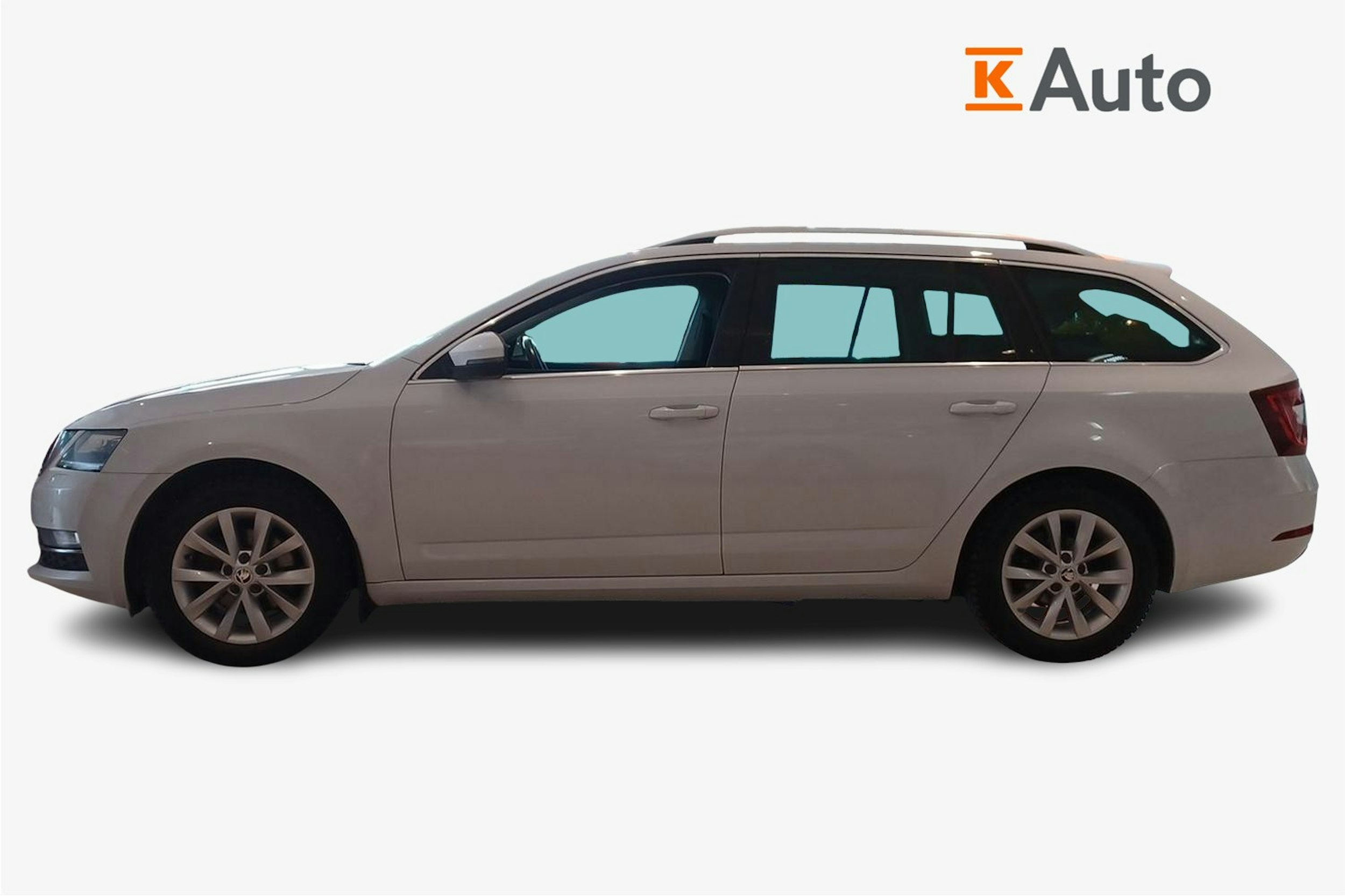 Valkoinen Skoda OCTAVIA 2020 kuva 6.