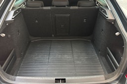harmaa Skoda Octavia 2020 kuva 11.