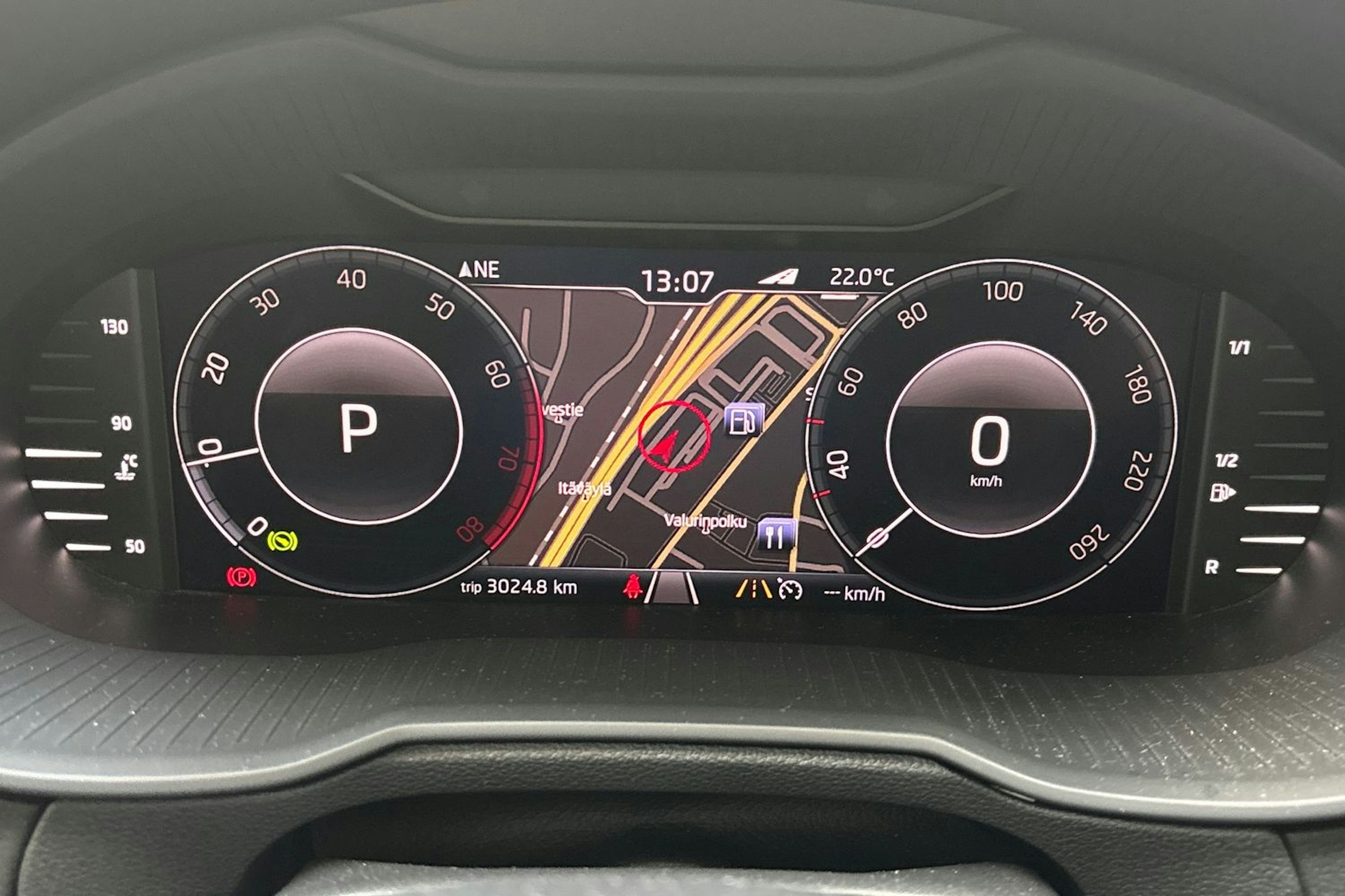 harmaa Skoda Octavia 2020 kuva 15.