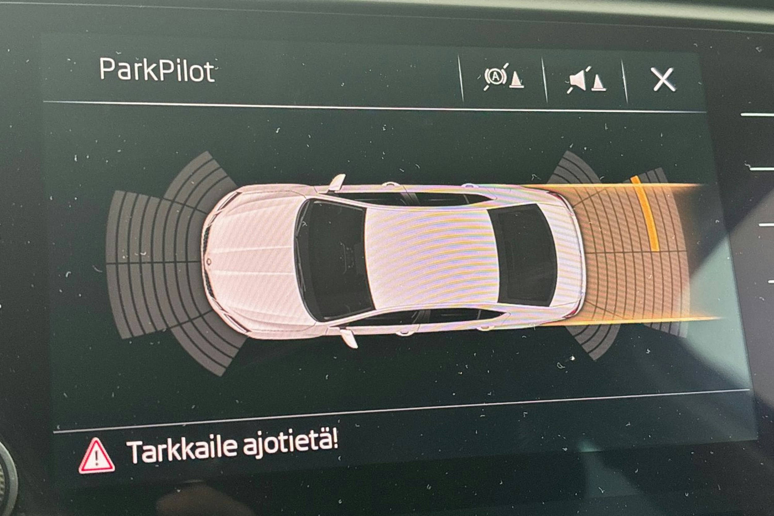 harmaa Skoda Octavia 2020 kuva 20.