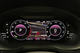 musta Skoda Octavia 2020 kuva 13.
