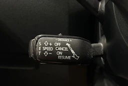 musta Skoda Octavia 2020 kuva 17.