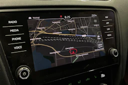 musta Skoda Octavia 2020 kuva 24.