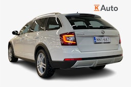 valkoinen Skoda Octavia 2020 kuva 2.