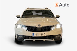 valkoinen Skoda Octavia 2020 kuva 5.
