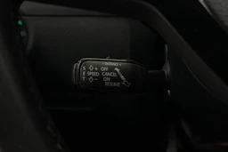 harmaa Skoda Octavia 2020 kuva 18.